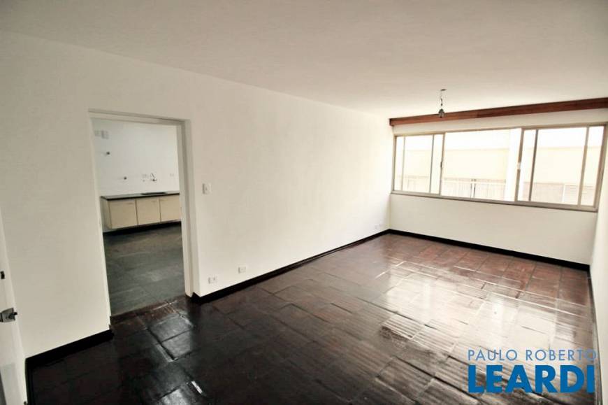 Foto 1 de Apartamento com 4 Quartos para alugar, 215m² em Paraíso, São Paulo