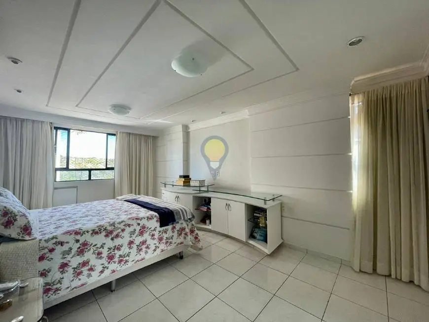 Foto 3 de Apartamento com 4 Quartos à venda, 200m² em Tirol, Natal