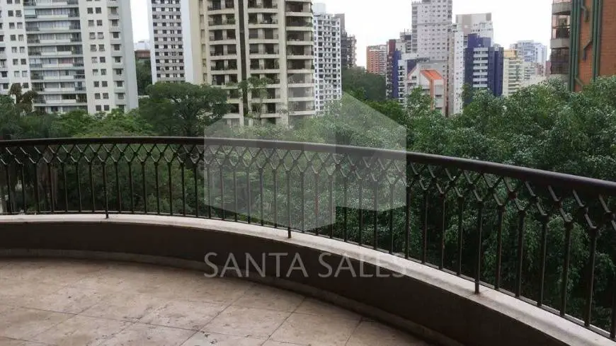Foto 3 de Apartamento com 4 Quartos à venda, 270m² em Vila Suzana, São Paulo