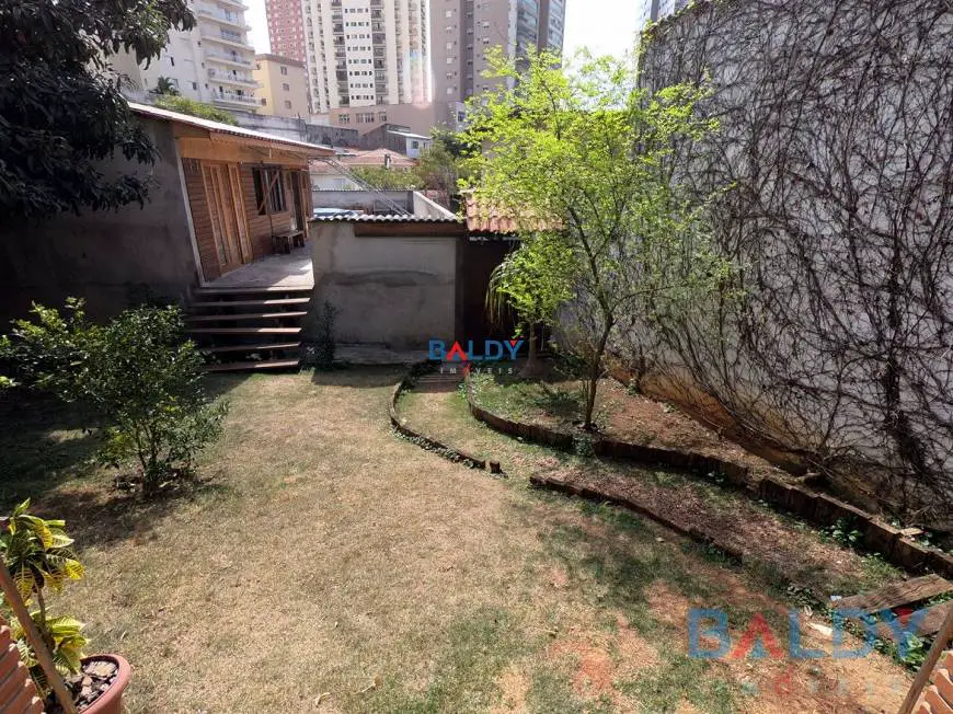 Foto 1 de Casa com 2 Quartos à venda, 488m² em Chácara Inglesa, São Paulo