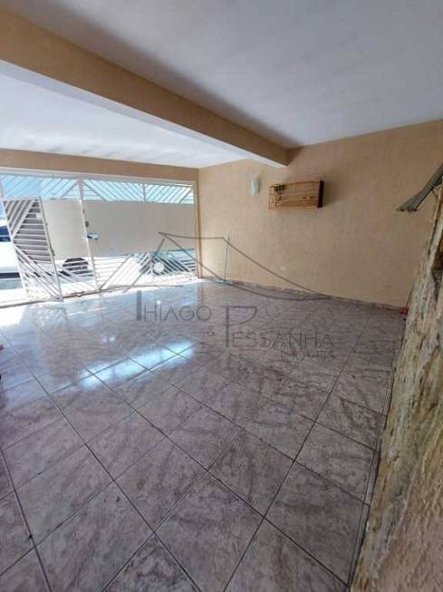 Foto 2 de Casa com 2 Quartos para alugar, 150m² em Jardim Pedro José Nunes, São Paulo
