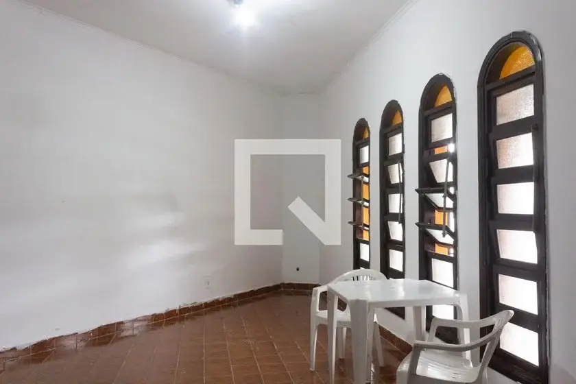 Foto 1 de Casa com 2 Quartos para alugar, 200m² em Vila Guilhermina, Praia Grande