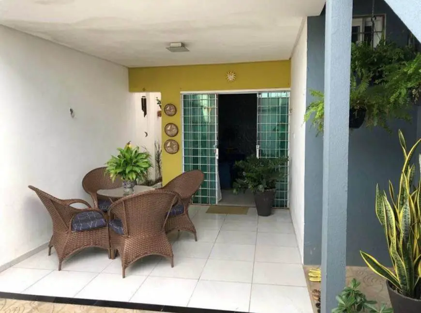 Foto 1 de Casa com 3 Quartos para venda ou aluguel, 100m² em Enseada do Suá, Vitória
