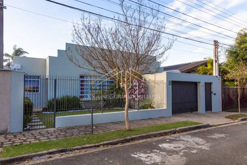 Foto 1 de Casa com 4 Quartos à venda, 250m² em Vila Izabel, Curitiba