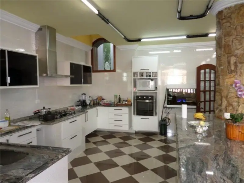 Foto 1 de Casa com 4 Quartos para alugar, 750m² em Vila Jardini, Sorocaba