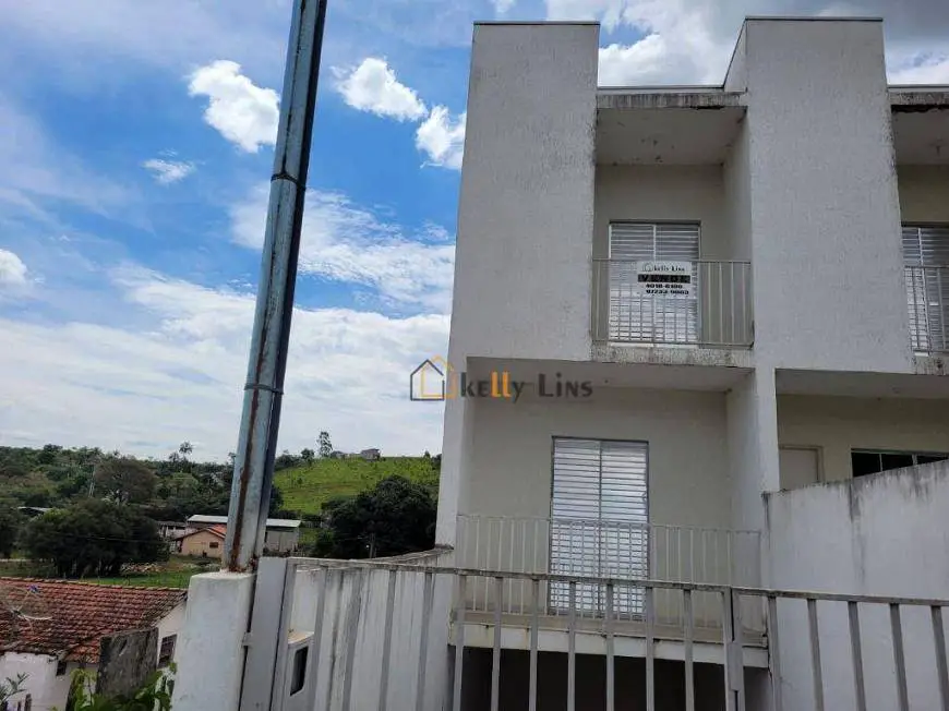 Foto 1 de Sobrado com 2 Quartos à venda, 125m² em Centro, Pinhalzinho