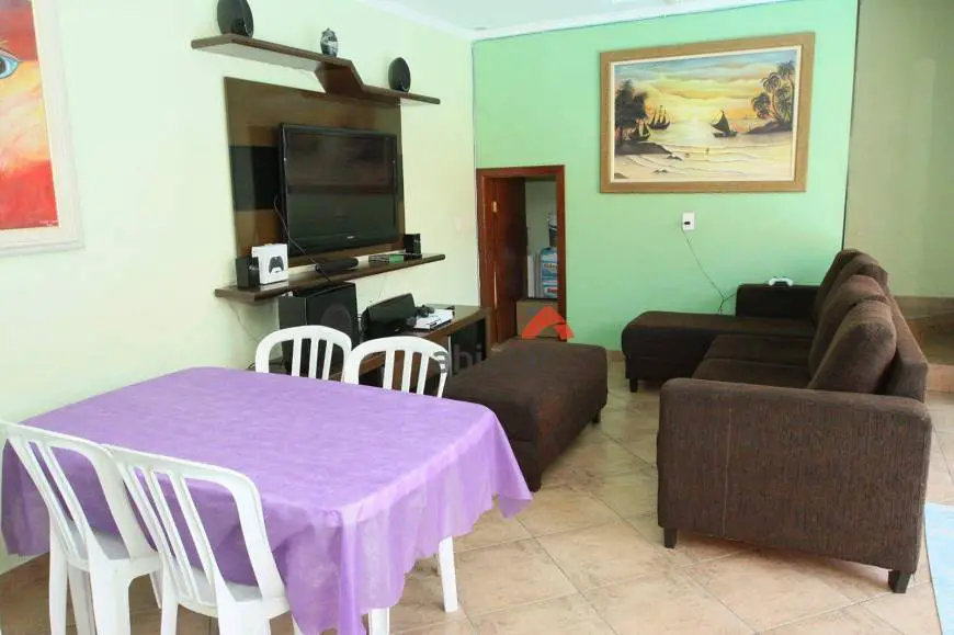 Foto 2 de Sobrado com 4 Quartos para venda ou aluguel, 500m² em Cidade Intercap, Taboão da Serra