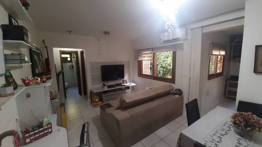 Foto 1 de Apartamento com 1 Quarto à venda, 40m² em Jardim Floresta, Porto Alegre