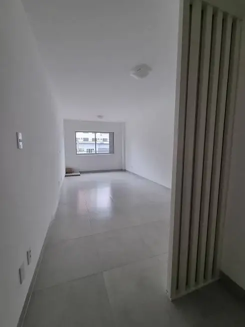 Foto 1 de Apartamento com 2 Quartos à venda, 27m² em Centro, Balneário Camboriú