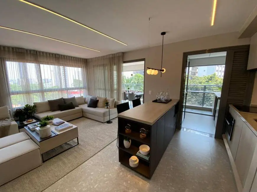 Foto 2 de Apartamento com 2 Quartos à venda, 71m² em Jardins, São Paulo