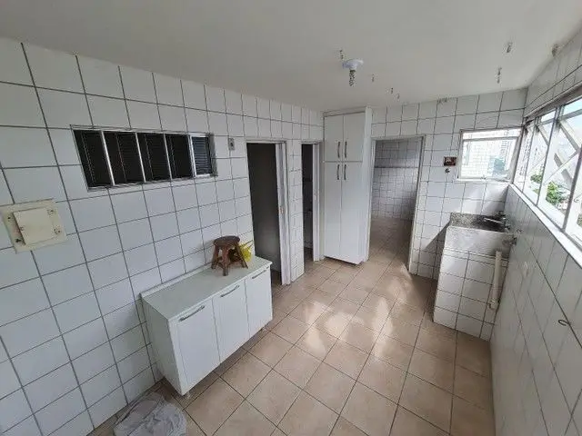 Foto 5 de Apartamento com 3 Quartos à venda, 135m² em Espinheiro, Recife