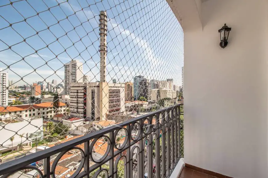 Foto 1 de Apartamento com 3 Quartos para alugar, 120m² em Jardim das Acacias, São Paulo