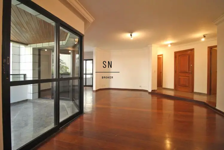 Foto 3 de Apartamento com 4 Quartos para venda ou aluguel, 210m² em Moema, São Paulo