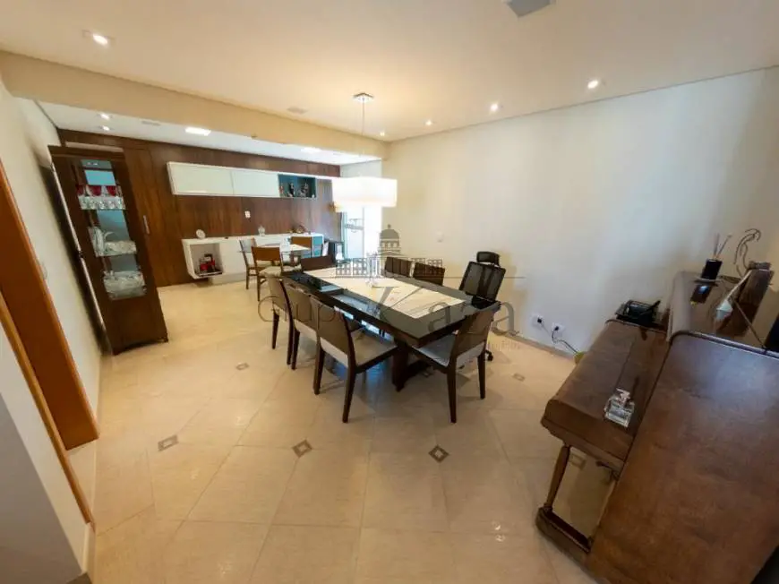 Foto 4 de Apartamento com 4 Quartos à venda, 187m² em Vila Ema, São José dos Campos