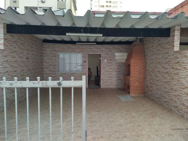 Foto 1 de Casa com 2 Quartos à venda, 162m² em Canto do Forte, Praia Grande
