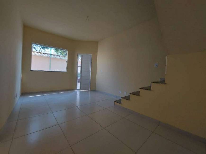 Foto 3 de Casa com 2 Quartos à venda, 70m² em Padre Miguel, Rio de Janeiro