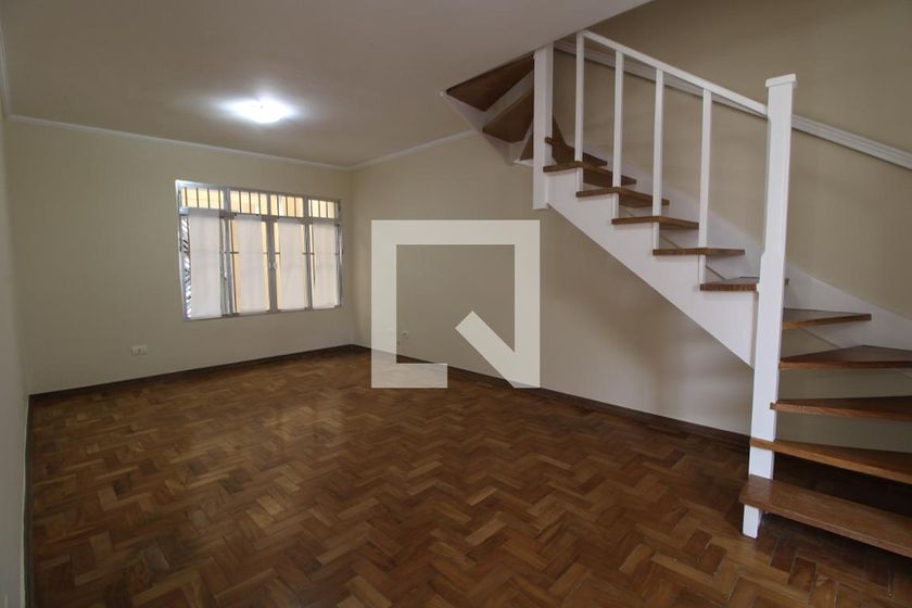 Foto 1 de Casa com 2 Quartos para alugar, 130m² em Santo Amaro, São Paulo