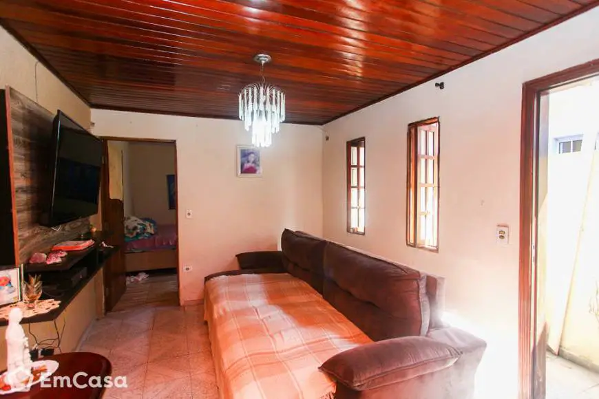 Foto 2 de Casa com 2 Quartos à venda, 110m² em Vila Capitão Rabelo, Guarulhos