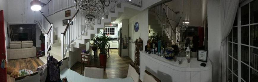 Foto 5 de Casa com 3 Quartos à venda, 220m² em Barra, Balneário Camboriú
