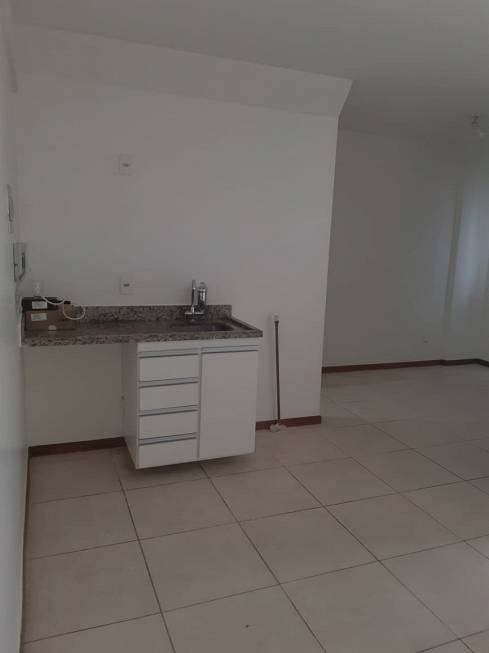 Foto 3 de Kitnet com 1 Quarto para alugar, 33m² em Setor de Habitações Individuais Norte, Brasília