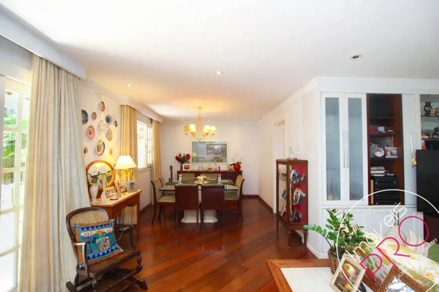 Foto 2 de Sobrado com 4 Quartos para venda ou aluguel, 401m² em Alto Da Boa Vista, São Paulo