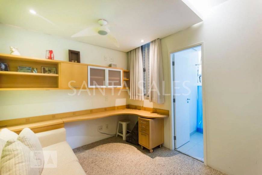 Foto 2 de Apartamento com 2 Quartos para alugar, 73m² em Moema, São Paulo