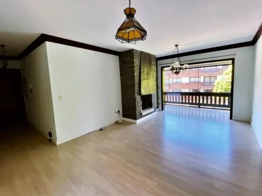Foto 3 de Apartamento com 2 Quartos à venda, 100m² em Planalto, Gramado