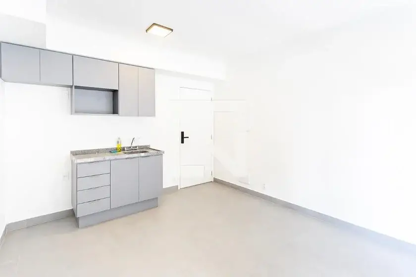 Foto 3 de Apartamento com 2 Quartos para alugar, 63m² em Vila Madalena, São Paulo