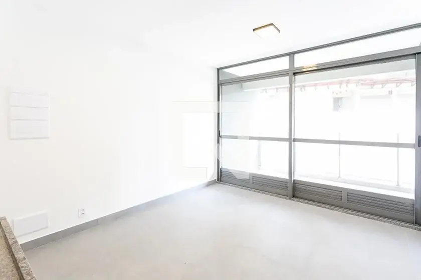 Foto 4 de Apartamento com 2 Quartos para alugar, 63m² em Vila Madalena, São Paulo