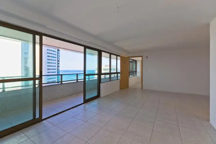 Foto 2 de Apartamento com 3 Quartos à venda, 156m² em Pina, Recife