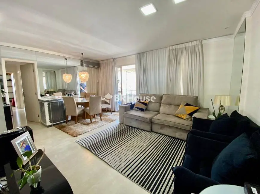 Foto 1 de Apartamento com 3 Quartos à venda, 116m² em Santa Fé, Campo Grande
