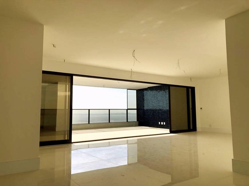 Foto 1 de Apartamento com 4 Quartos à venda, 305m² em Graça, Salvador