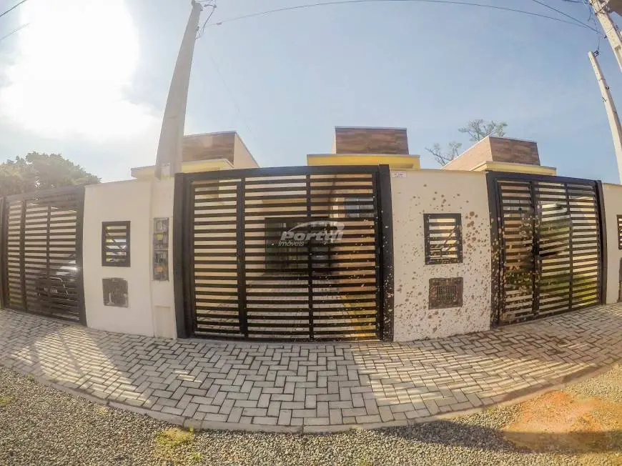 Foto 3 de Casa com 2 Quartos para alugar, 65m² em Itacolomi, Balneário Piçarras