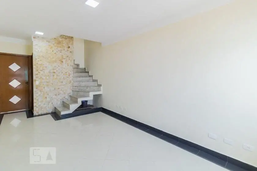 Foto 1 de Casa com 3 Quartos para alugar, 200m² em Ponte Rasa, São Paulo