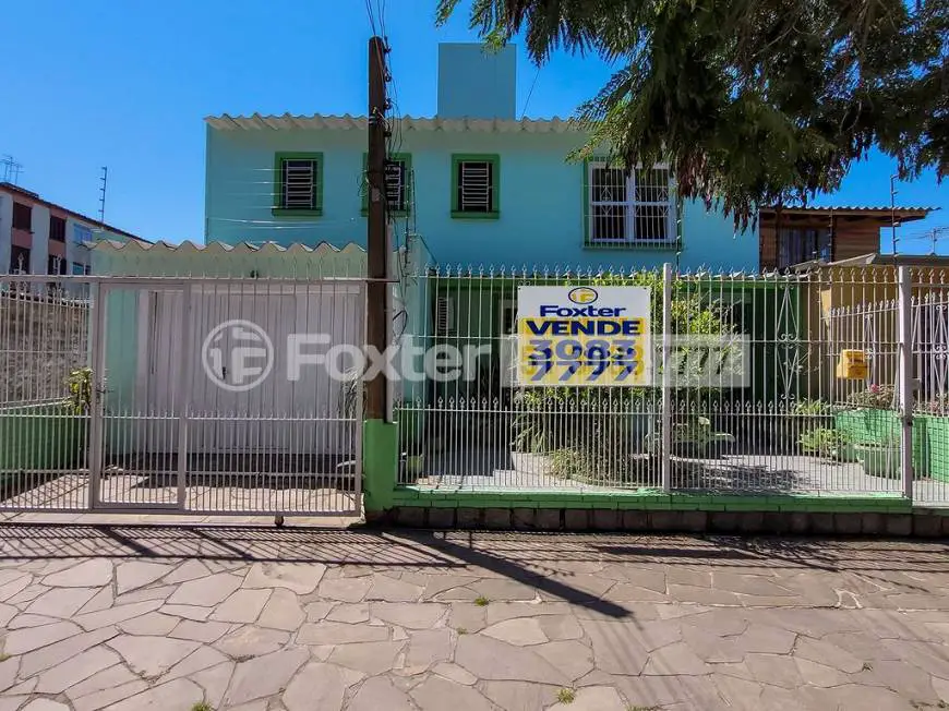 Foto 1 de Casa com 3 Quartos à venda, 179m² em Rubem Berta, Porto Alegre