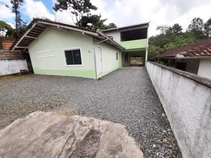 Foto 1 de Casa com 8 Quartos para alugar, 200m² em São Marcos, Joinville