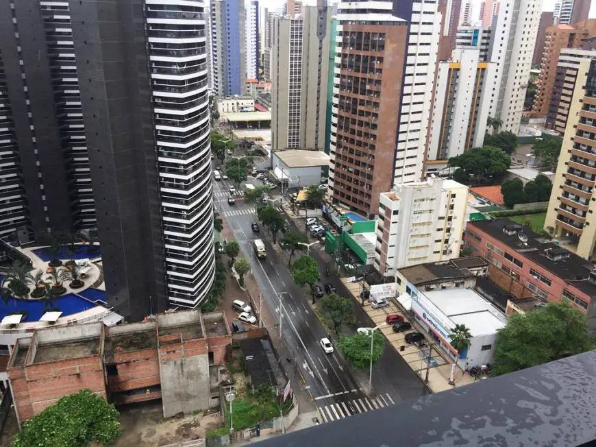 Foto 3 de Flat com 1 Quarto à venda, 50m² em Meireles, Fortaleza