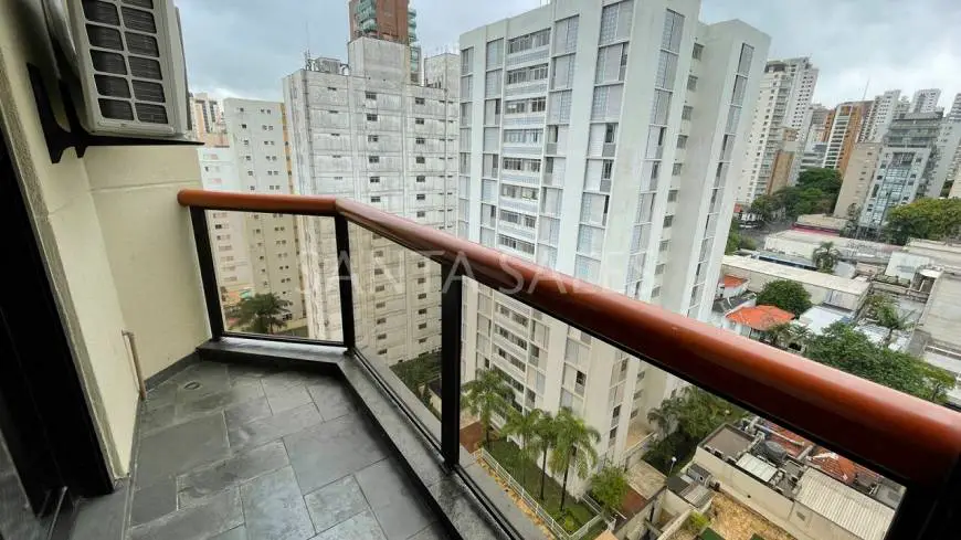 Foto 3 de Flat com 2 Quartos à venda, 55m² em Jardim Paulista, São Paulo