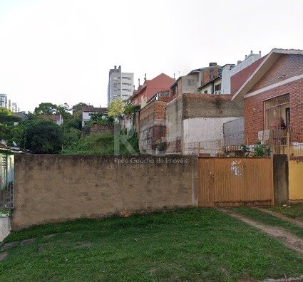 Foto 1 de Lote/Terreno à venda, 491m² em Bom Jesus, Porto Alegre