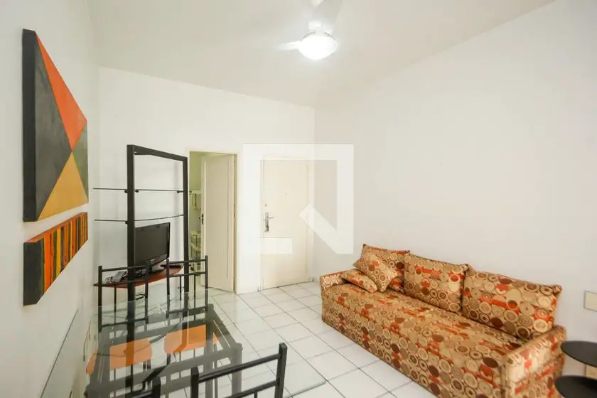 Foto 1 de Apartamento com 1 Quarto para alugar, 50m² em Copacabana, Rio de Janeiro