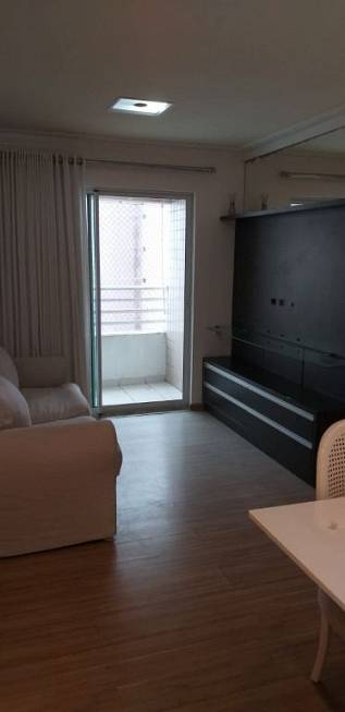Foto 1 de Apartamento com 2 Quartos para alugar, 56m² em Candelária, Natal
