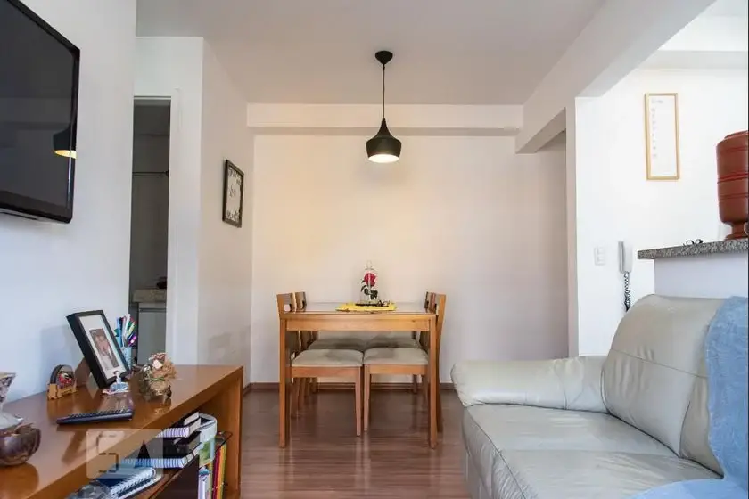 Foto 3 de Apartamento com 2 Quartos para alugar, 47m² em Liberdade, São Paulo
