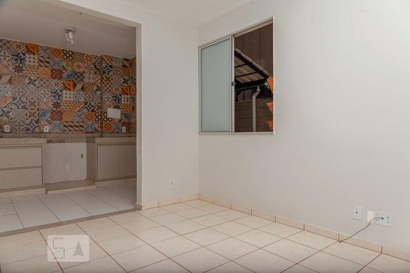 Foto 2 de Apartamento com 2 Quartos para alugar, 50m² em Shopping Park, Uberlândia