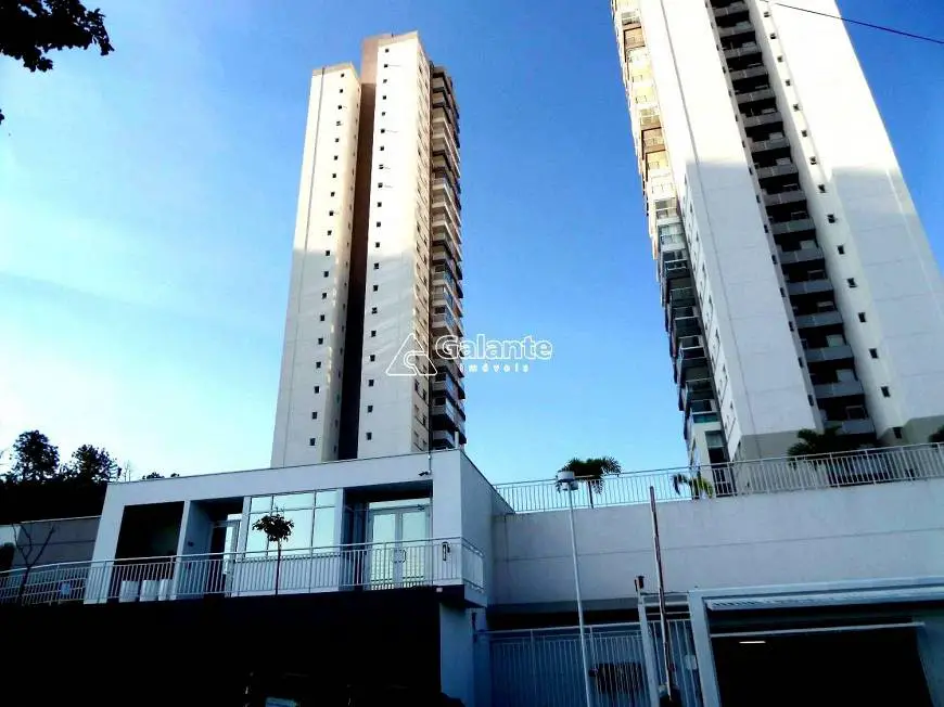 Foto 2 de Apartamento com 2 Quartos para alugar, 66m² em Taquaral, Campinas