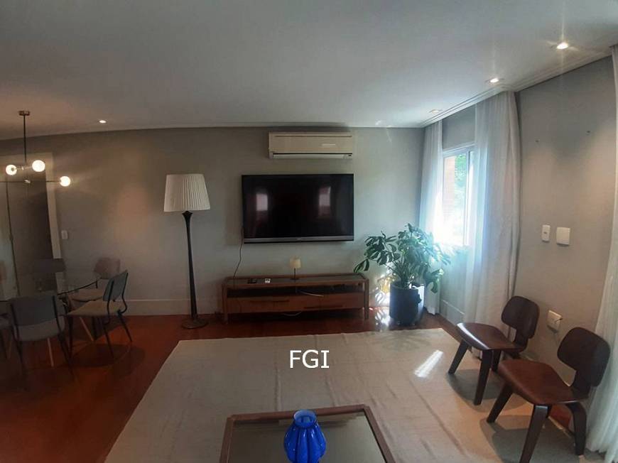 Foto 1 de Apartamento com 2 Quartos para alugar, 121m² em Vila Madalena, São Paulo