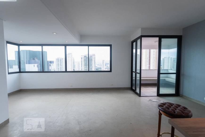 Foto 3 de Apartamento com 2 Quartos à venda, 204m² em Vila Romana, São Paulo