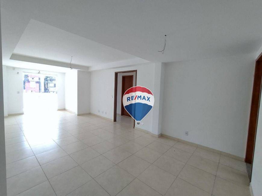 Foto 2 de Apartamento com 3 Quartos à venda, 103m² em Bancários, Rio de Janeiro