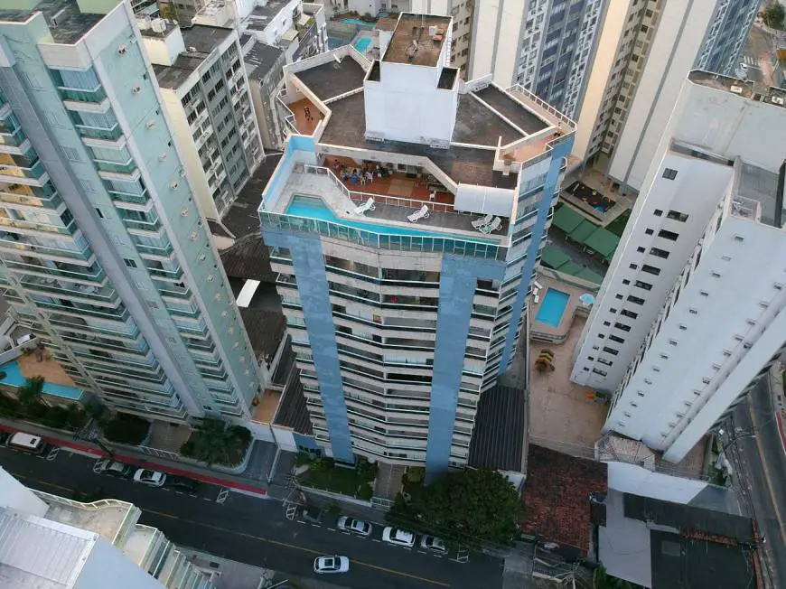 Foto 1 de Apartamento com 3 Quartos para alugar, 115m² em Barro Vermelho, Vitória