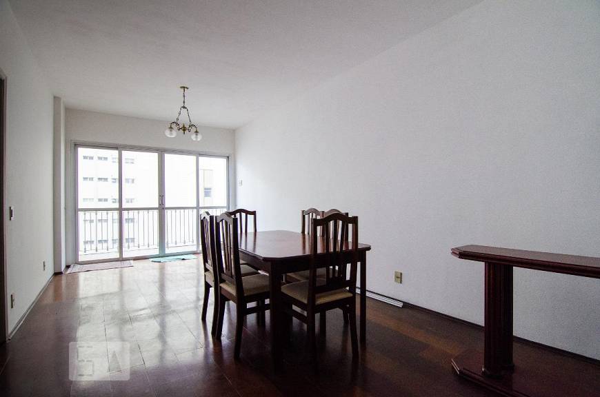 Foto 1 de Apartamento com 3 Quartos para alugar, 135m² em Cambuí, Campinas