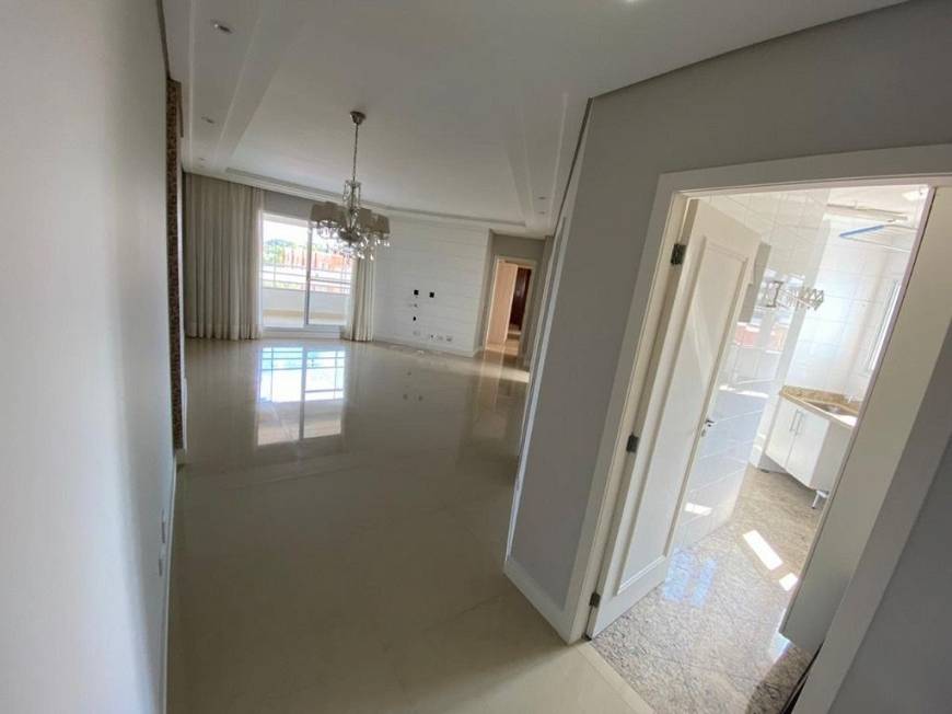 Foto 5 de Apartamento com 3 Quartos para alugar, 182m² em Cristo Rei, Curitiba